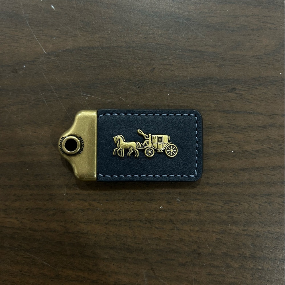 Coach Hangtag